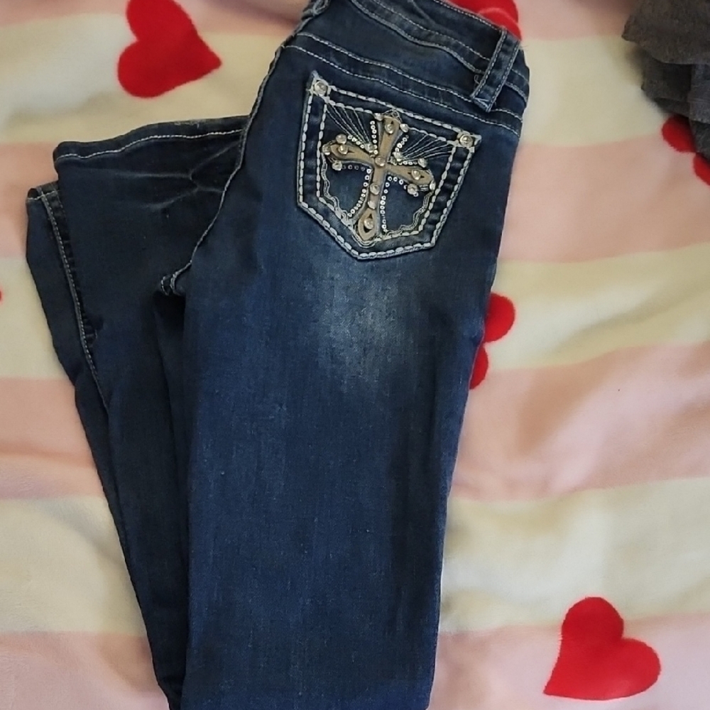 Women's Blue Jeans with Embellished Pocket